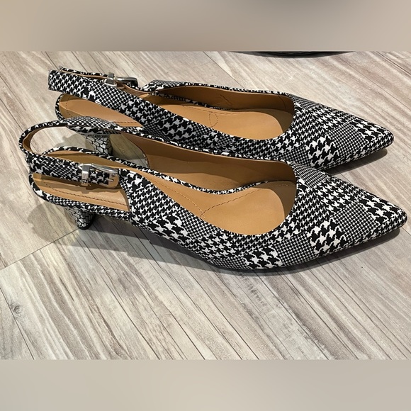 Brand New J. RENEE SLINGBACK MAYETTA PUMPS BLK & WHITE SZ 13 M - Picture 5 of 8